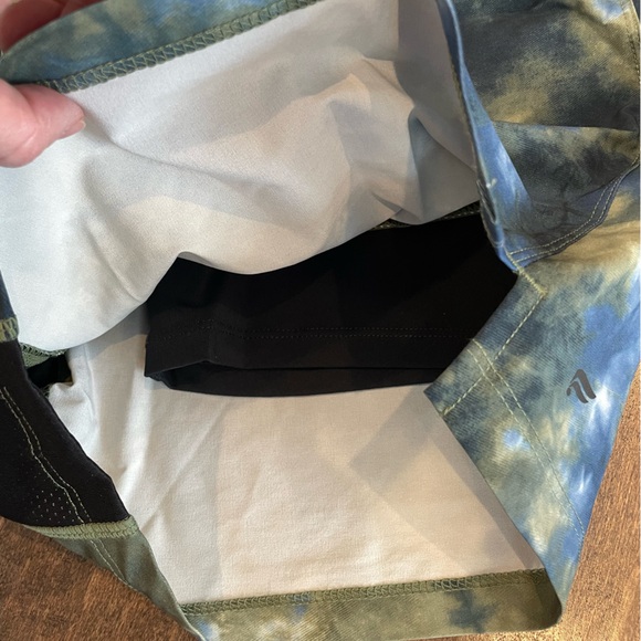 Fabletics Franchise Short - Picture 7 of 8